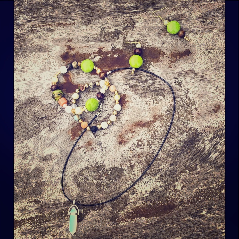 AngelAura in the Woods EarringsBraceletNecklaceSet